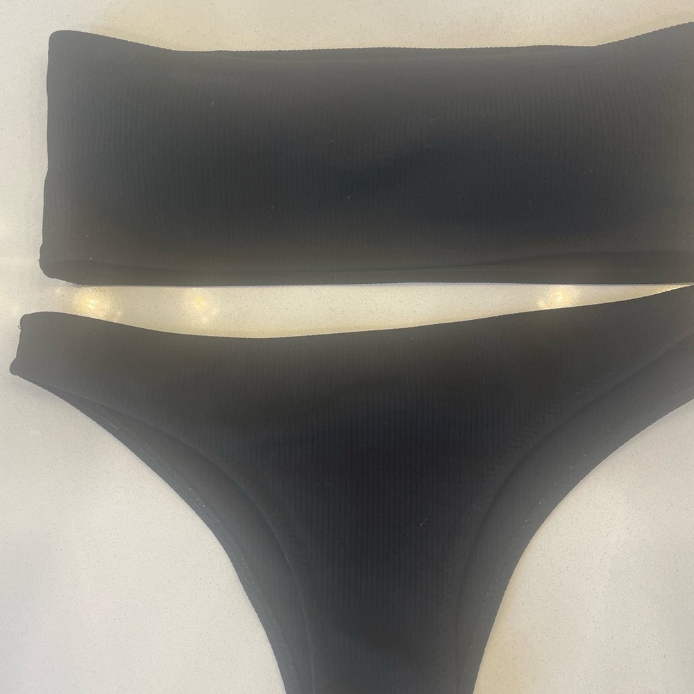 SHEIN Black Ribbed Strapless Bikini Set